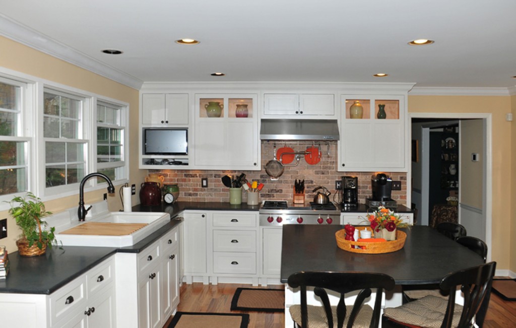 Coastal Style Kitchen In Traditional White Columbia Md Maryland